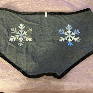NWT VS PINK BOYSHORT
